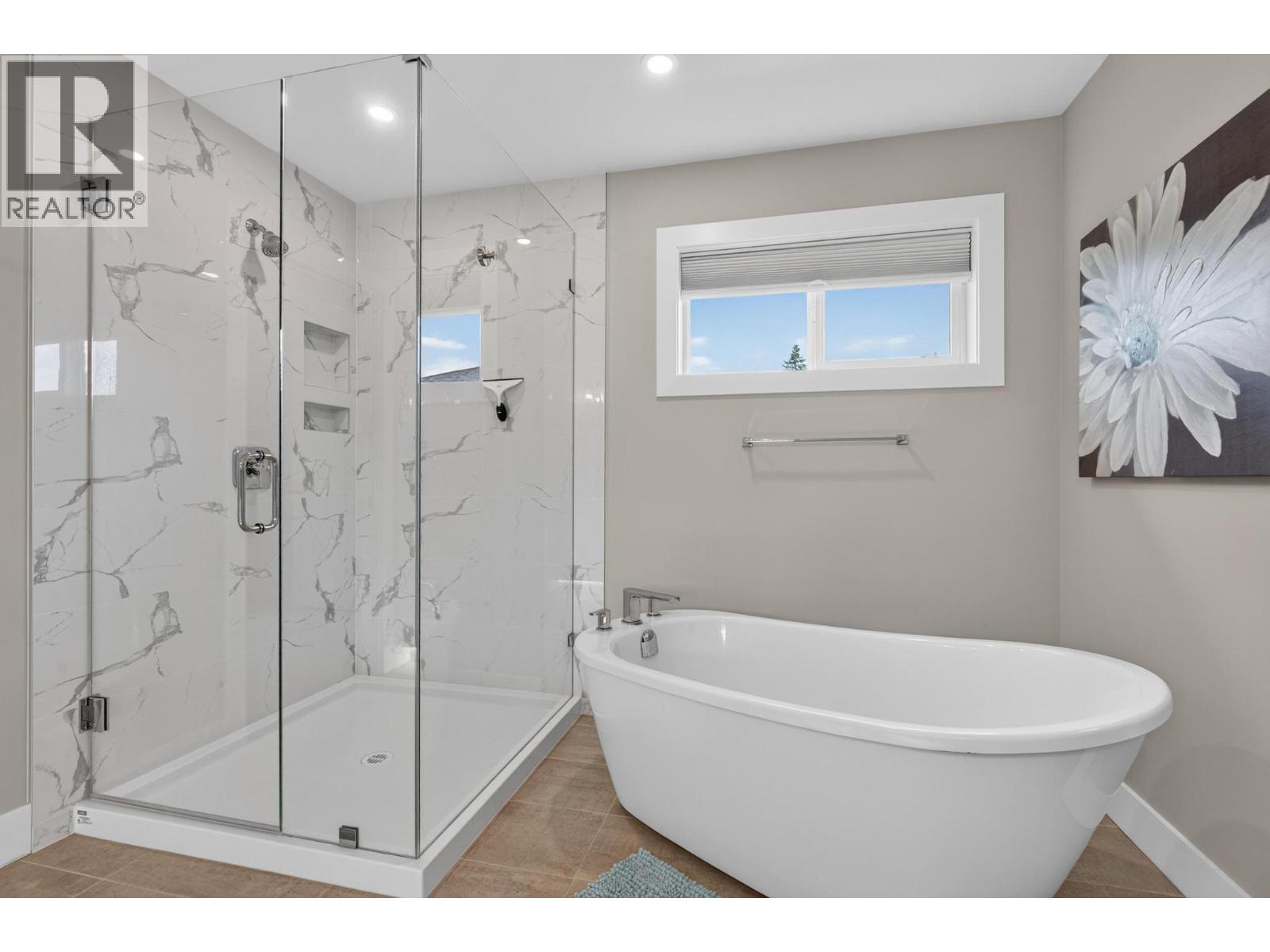 4649 Raymer Road - 29