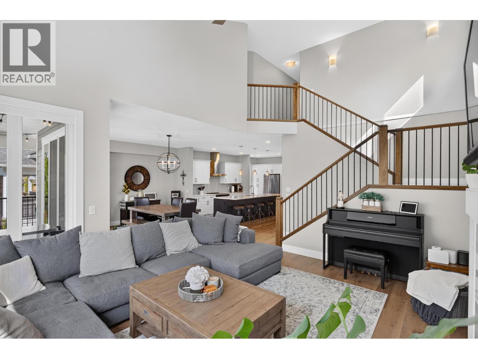 4649 Raymer Road - 17