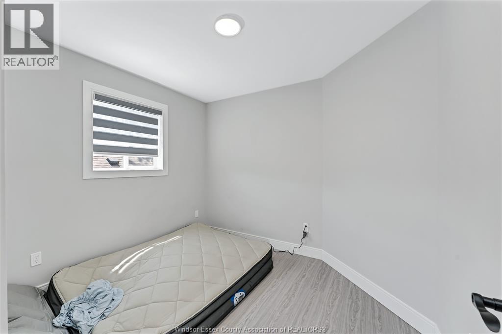 1156 WELLINGTON - 20