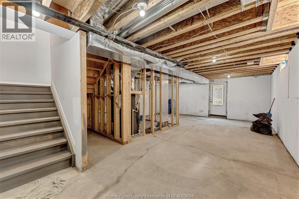1156 WELLINGTON - 23