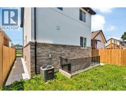 3pc Bathroom - 1156 Wellington, Windsor, ON N9A5K1 Photo 7