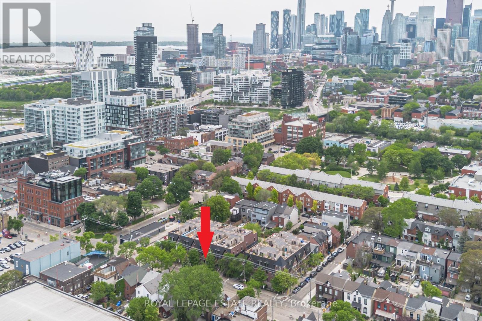 #32 140 BROADVIEW AVENUE - 30