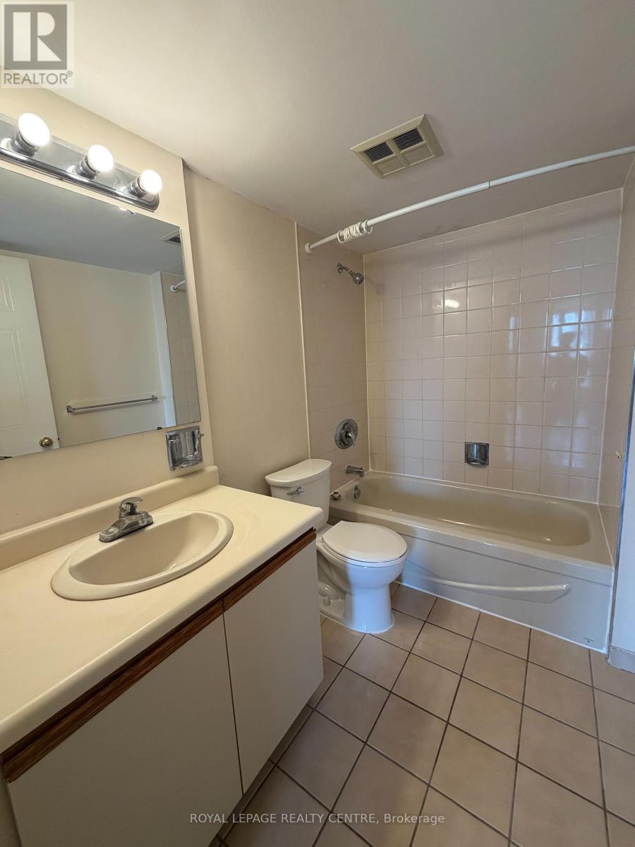 #807 25 FAIRVIEW ROAD W - 12