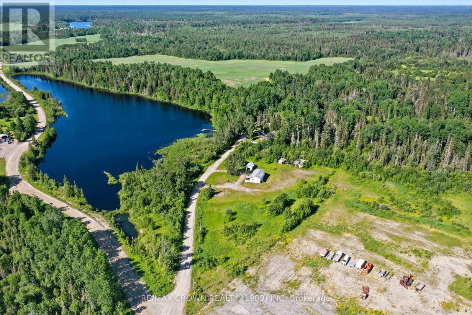 #MOONBEAM 45A CHAIN OF LAKES ROAD - 50