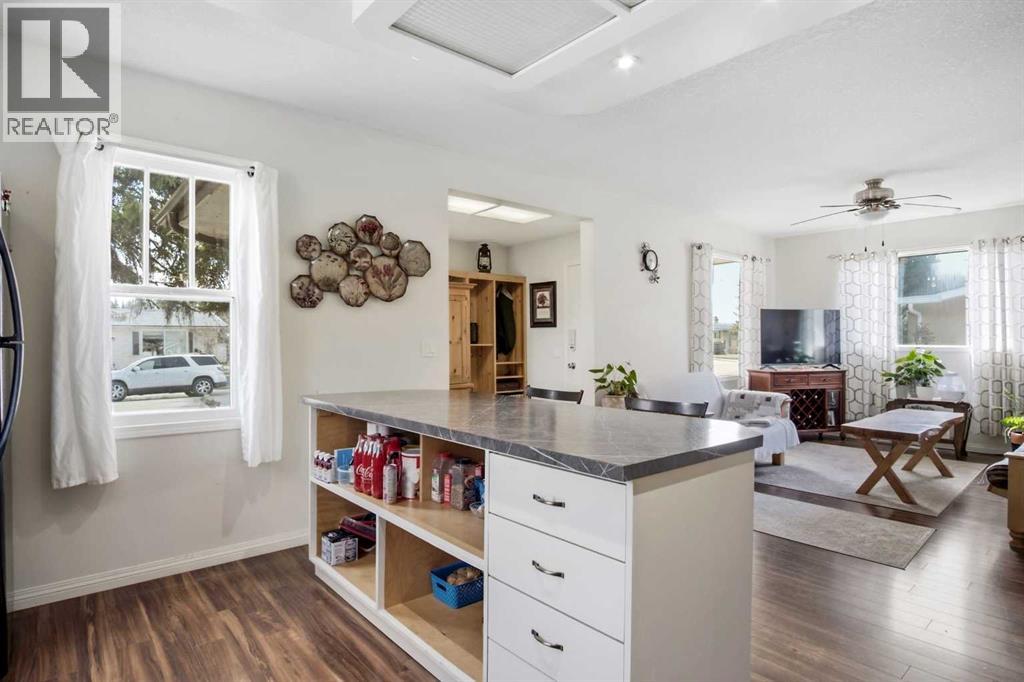 4306 55 Avenue - 10
