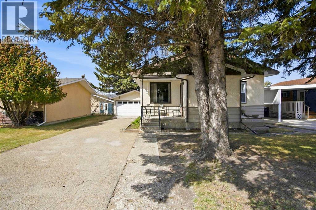 4306 55 Avenue - 28