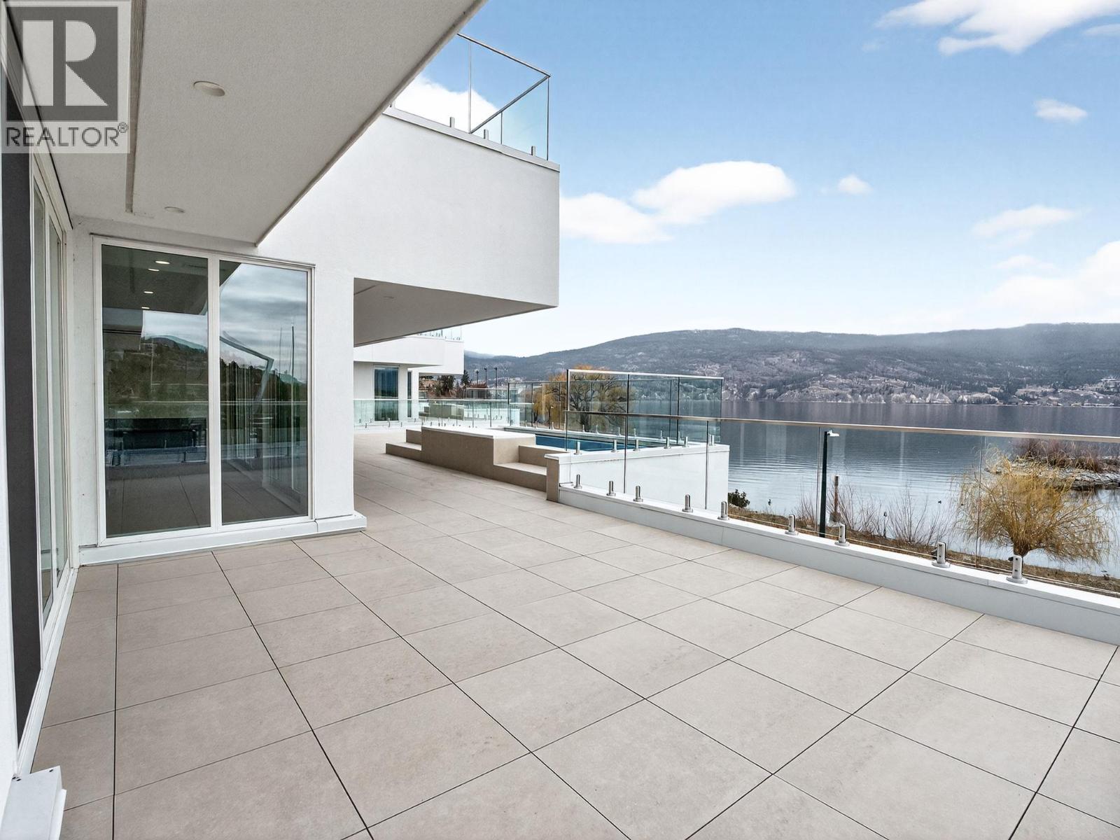 #202 13415 Lakeshore Drive S - 36