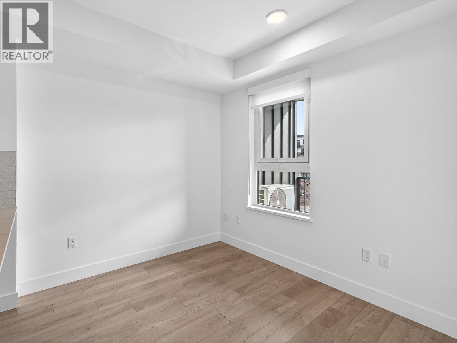#404 620 Coronation Avenue - 6