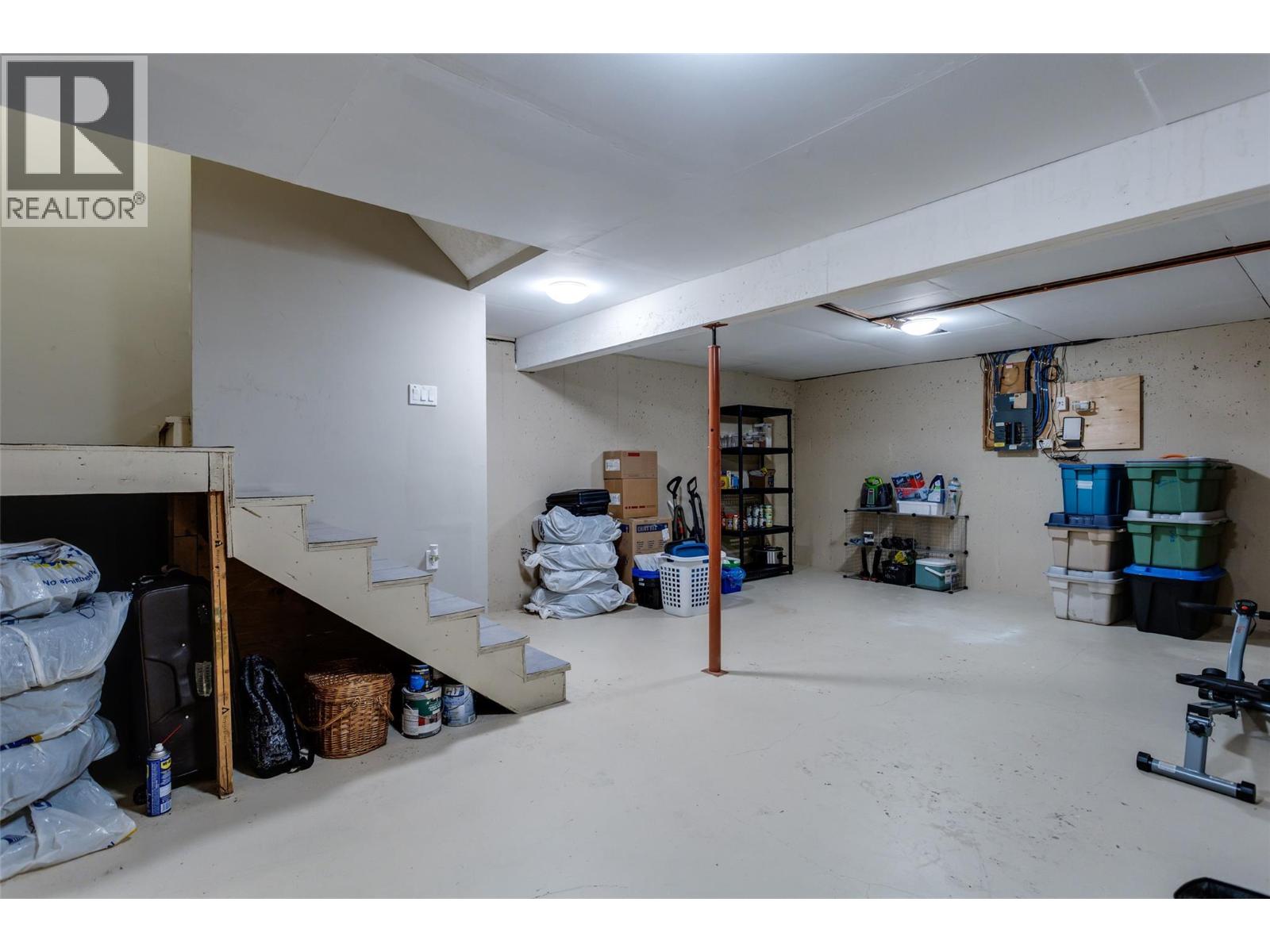 #1 500 Lester Road - 32