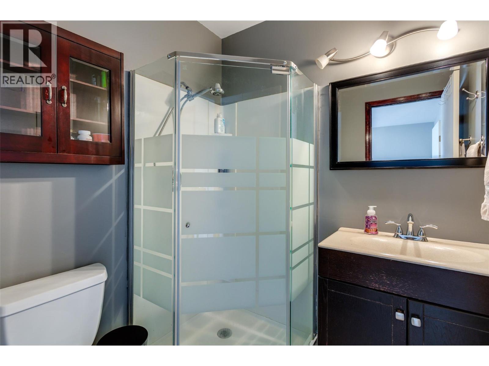 #1 500 Lester Road - 22