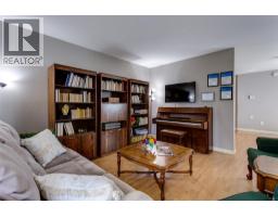 Primary Bedroom - 500 Lester Road Unit# 1, Kelowna, BC V1X6E2 Photo 9