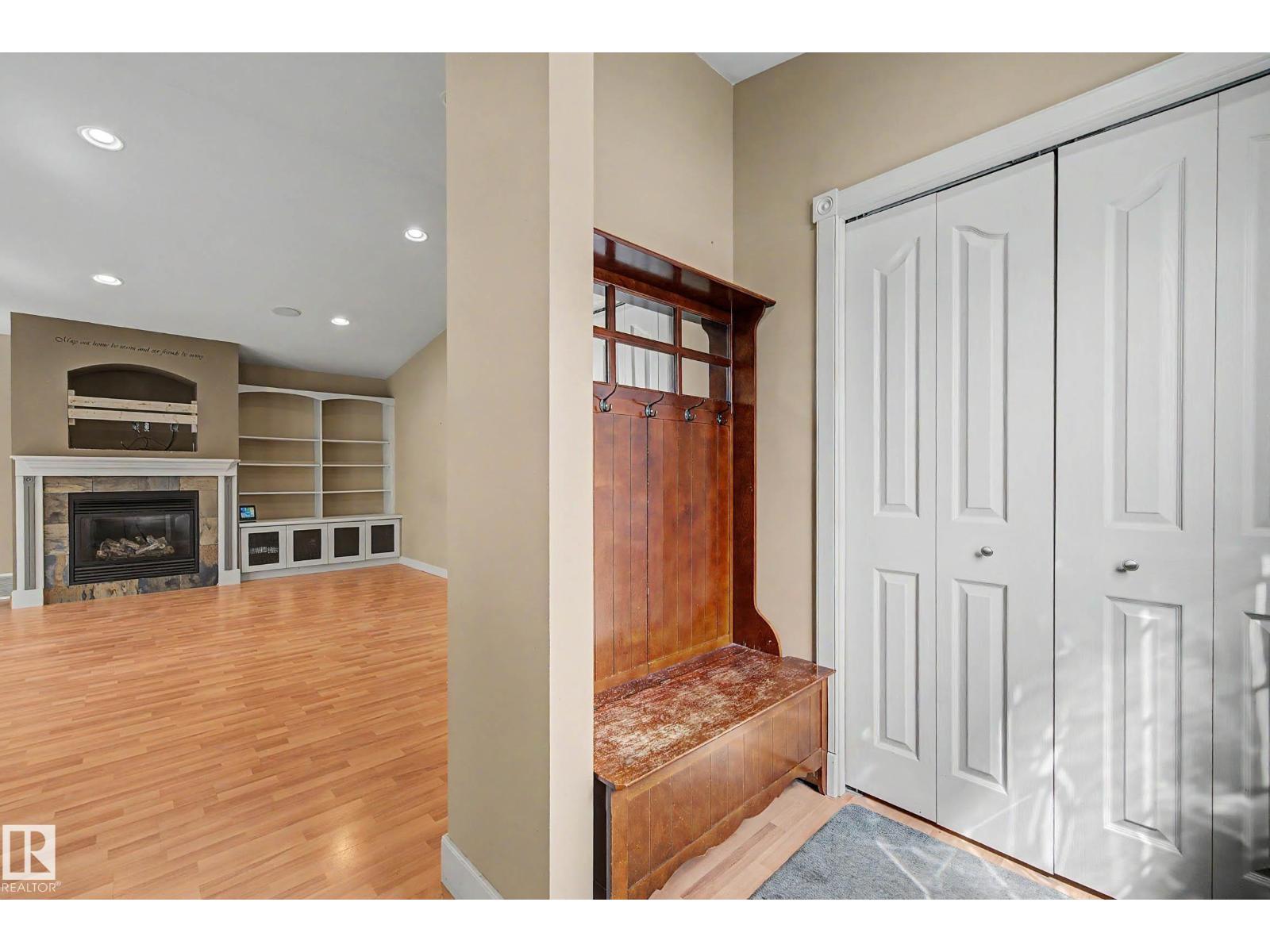 9402 153 ST NW NW - 21