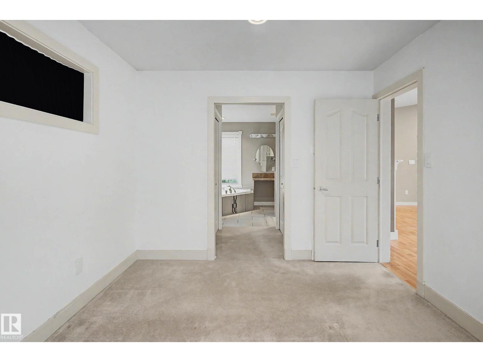 9402 153 ST NW NW - 26