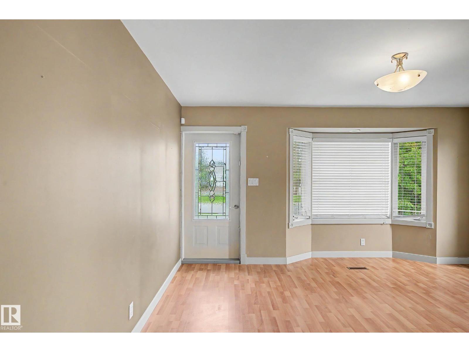 9402 153 ST NW NW - 8