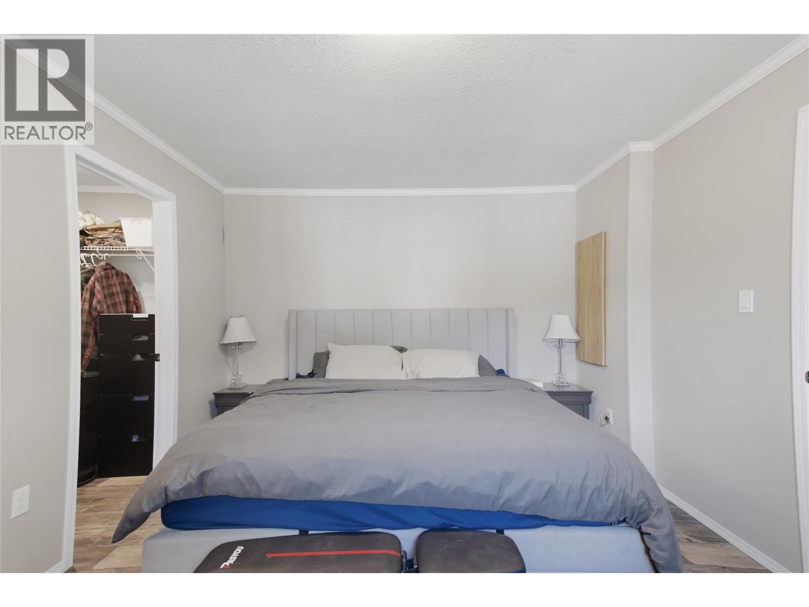 #50 771 Athabasca Street E - 25