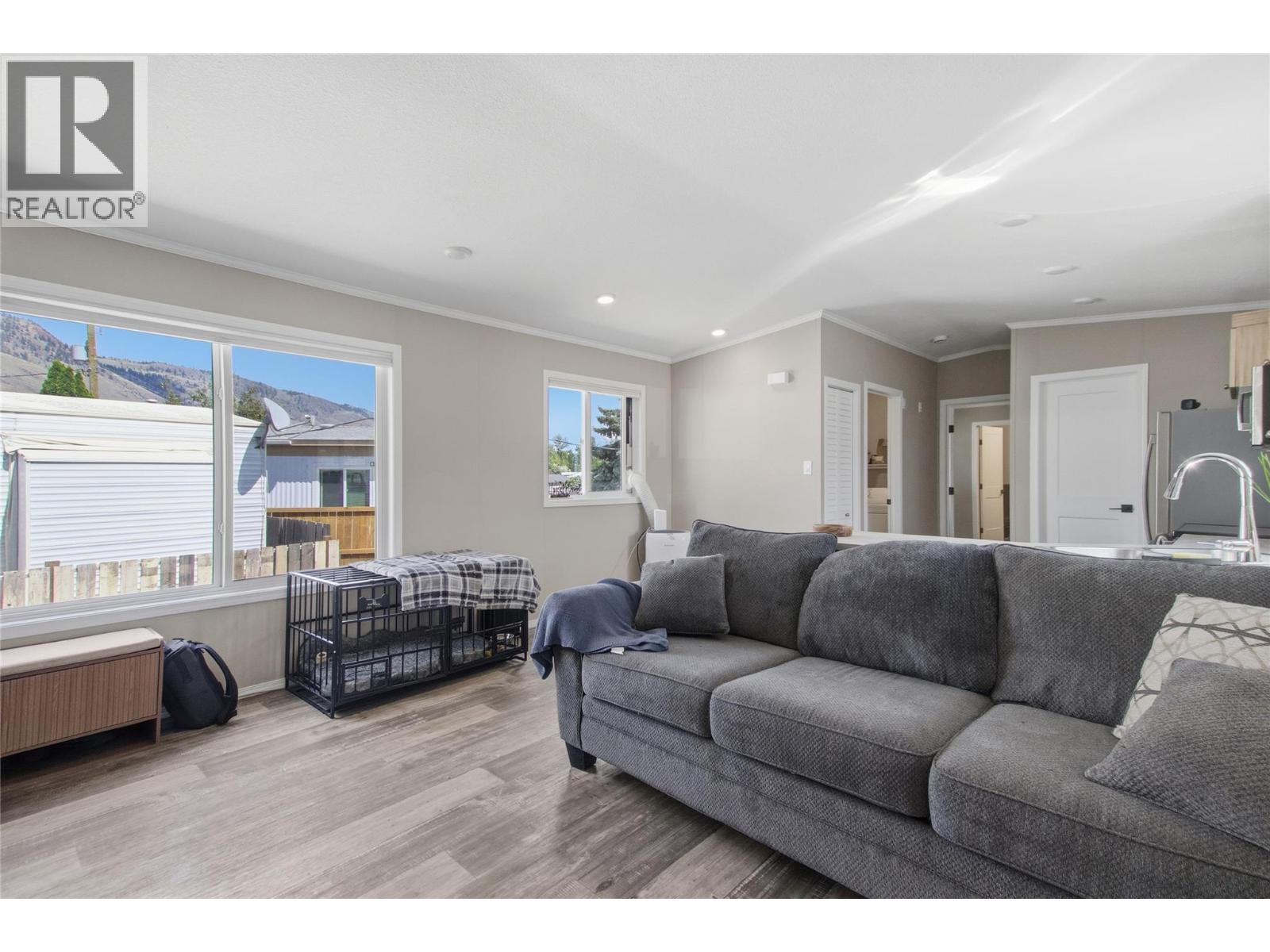 #50 771 Athabasca Street E - 12