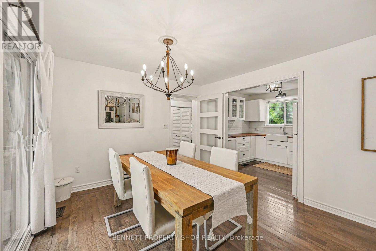 102 MOORHEAD DRIVE - 6