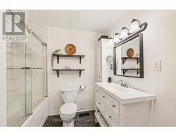 102 Moorhead Drive, Ottawa, ON K0A1X0 Photo 12