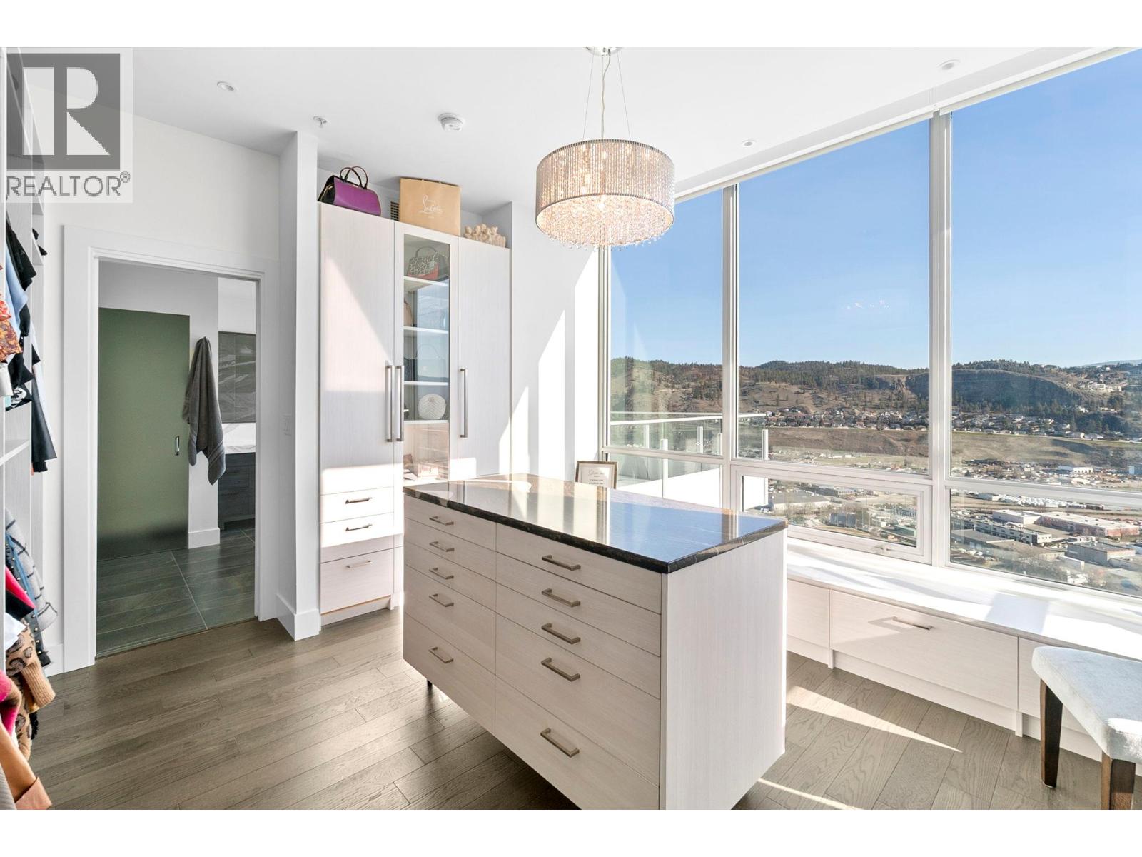 #3501 1191 Sunset Drive - 22