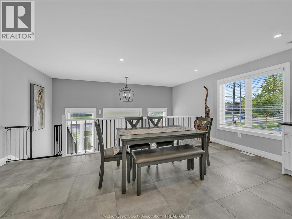 702 LESPERANCE ROAD - 11