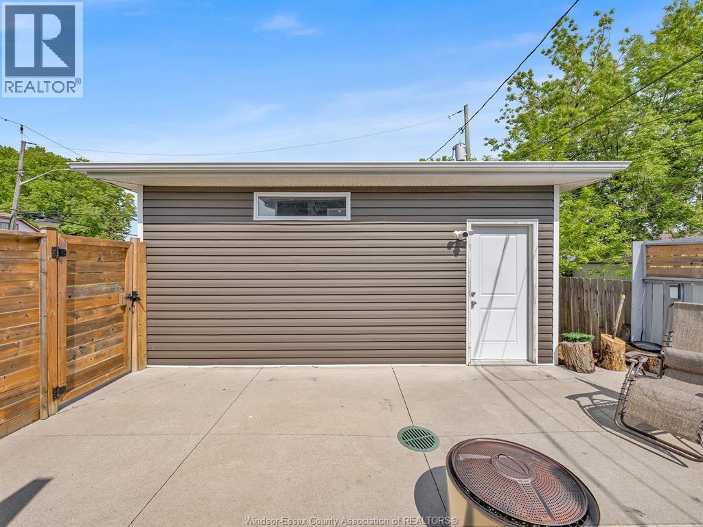 702 LESPERANCE ROAD - 31