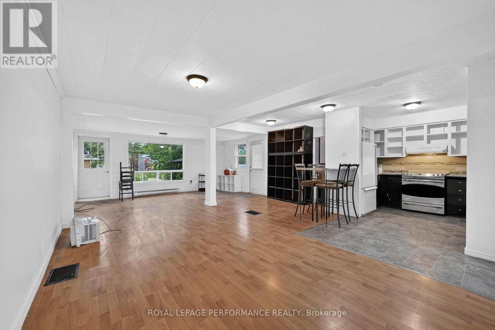 6223 164TH AVENUE - 12