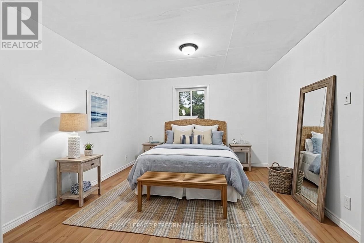 6223 164TH AVENUE - 37