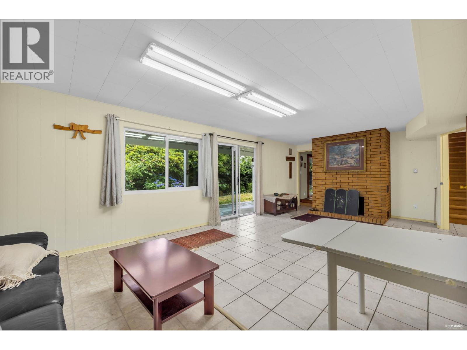 568 ST. GILES ROAD, West Vancouver