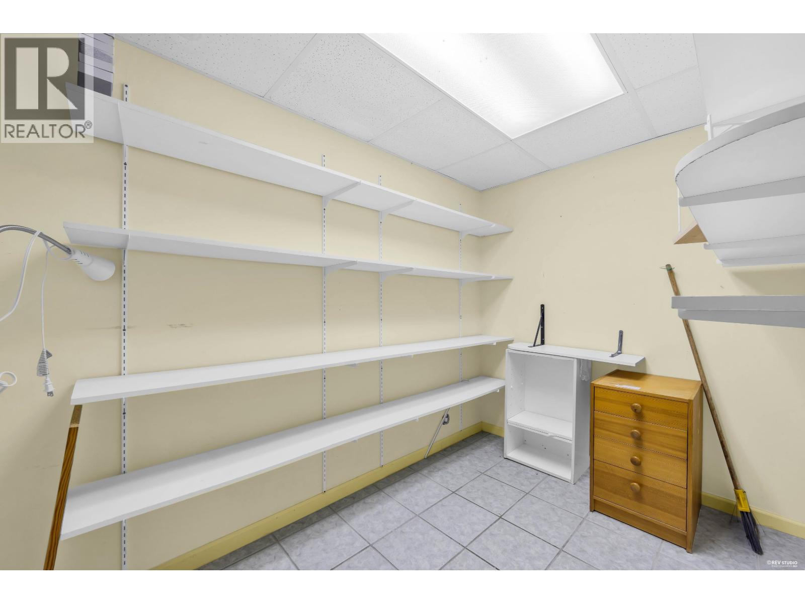 568 ST. GILES ROAD, West Vancouver