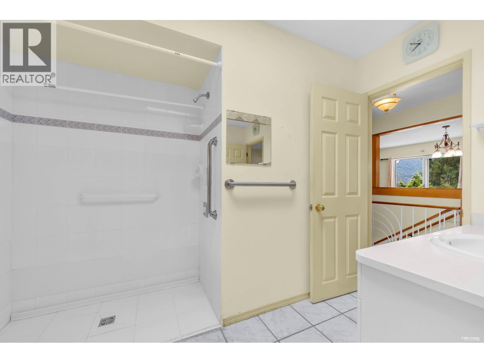 568 ST. GILES ROAD, West Vancouver