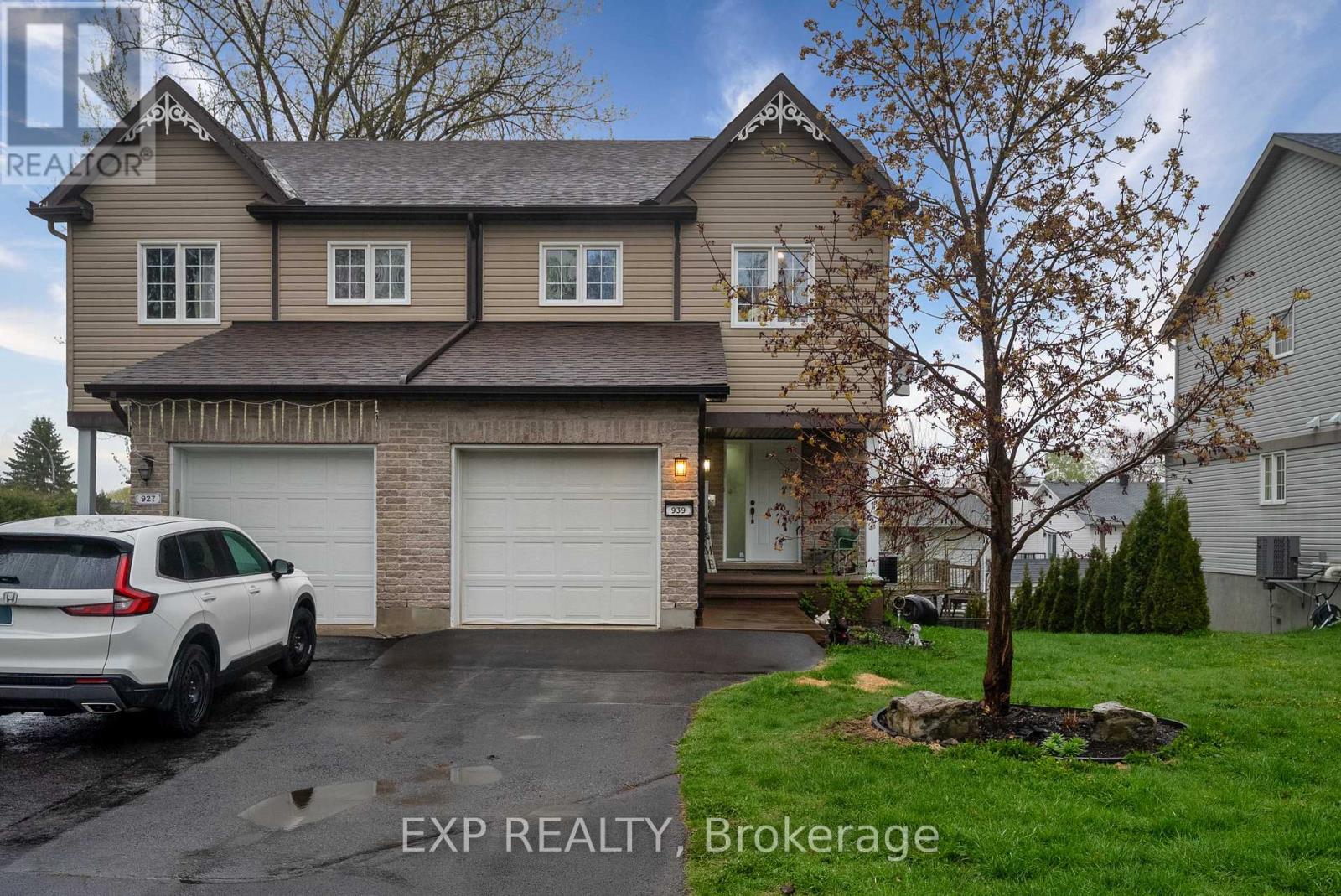 939 PAYER STREET - 1