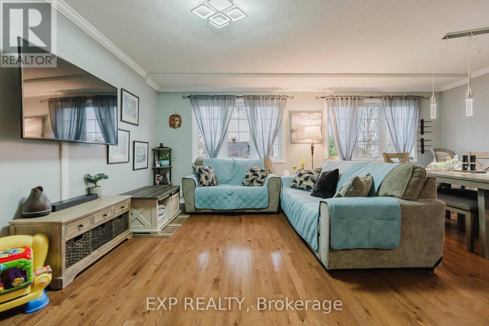 939 PAYER STREET - 16