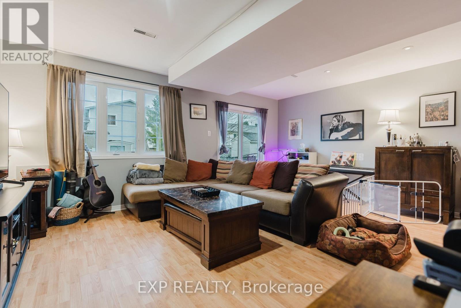 939 PAYER STREET - 37