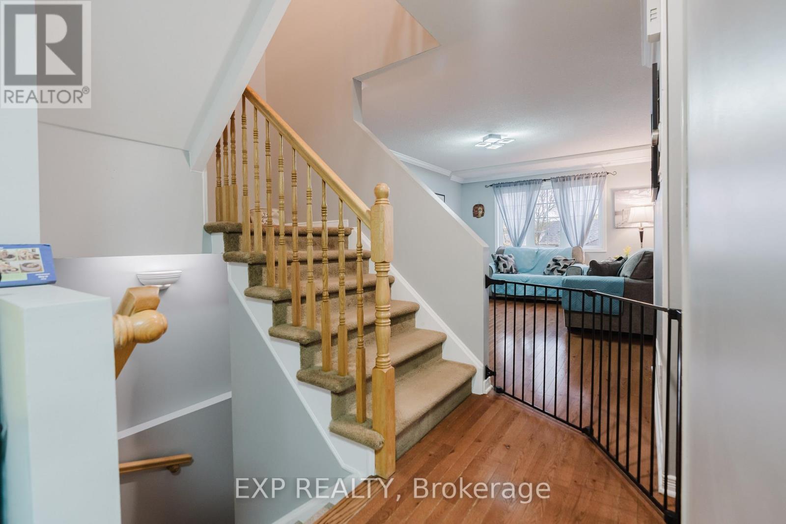 939 PAYER STREET - 7