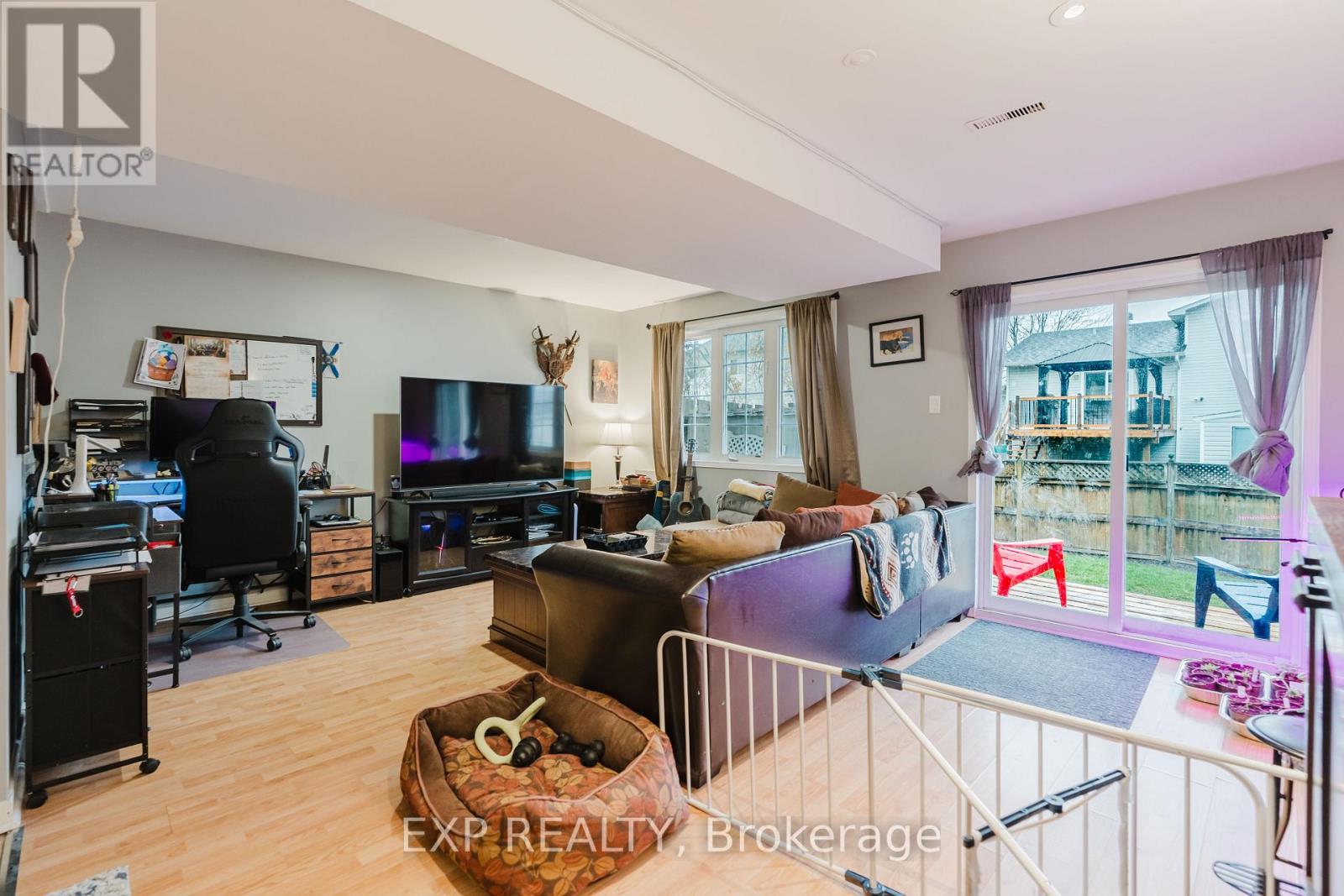 939 PAYER STREET - 36