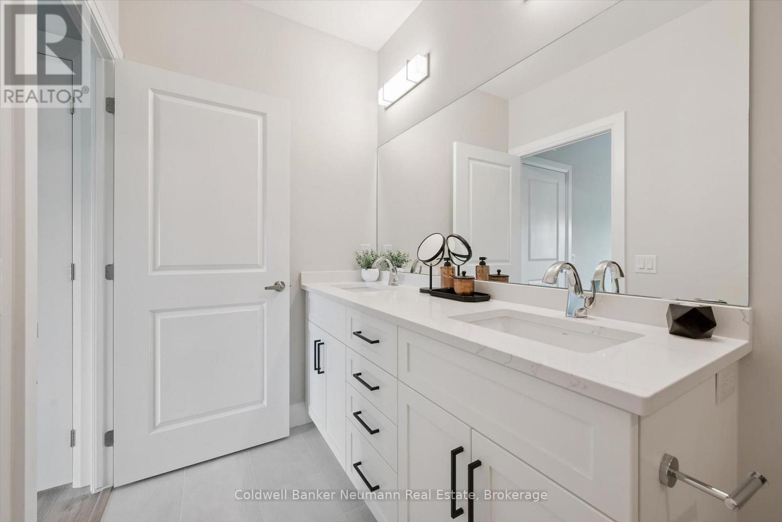 #319 1882 GORDON STREET - Image 31