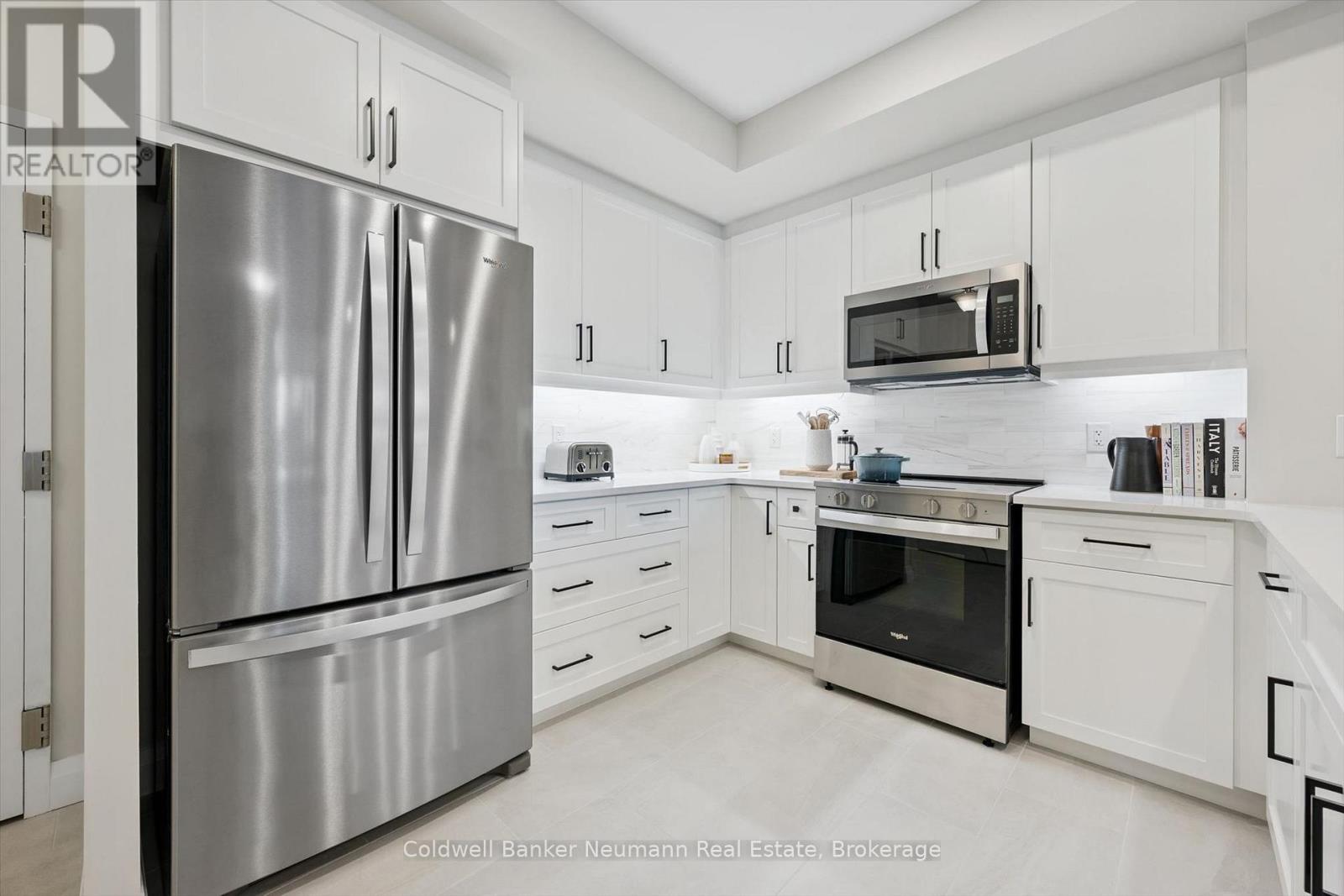 #301 1882 GORDON STREET - 11