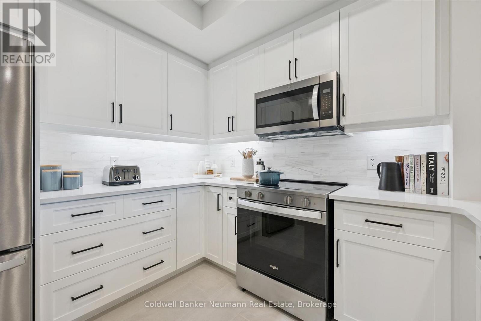 #301 1882 GORDON STREET - 12