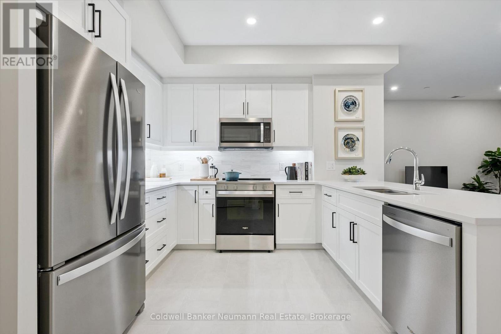 #301 1882 GORDON STREET - 13