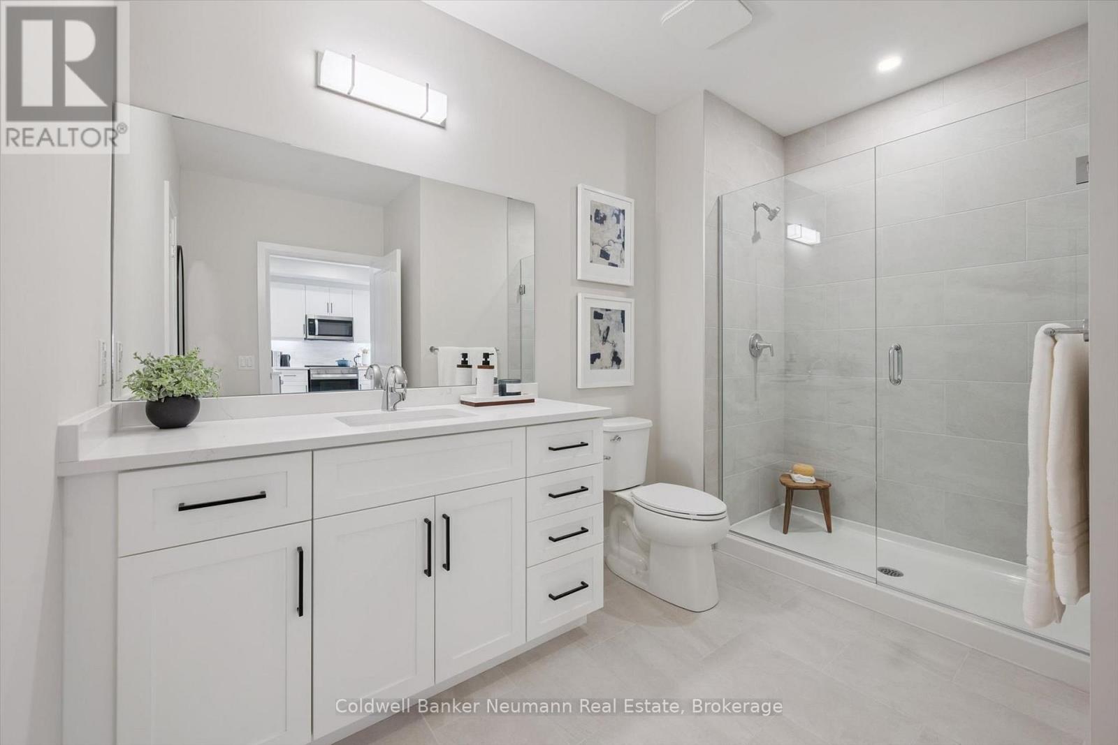 #301 1882 GORDON STREET - 19