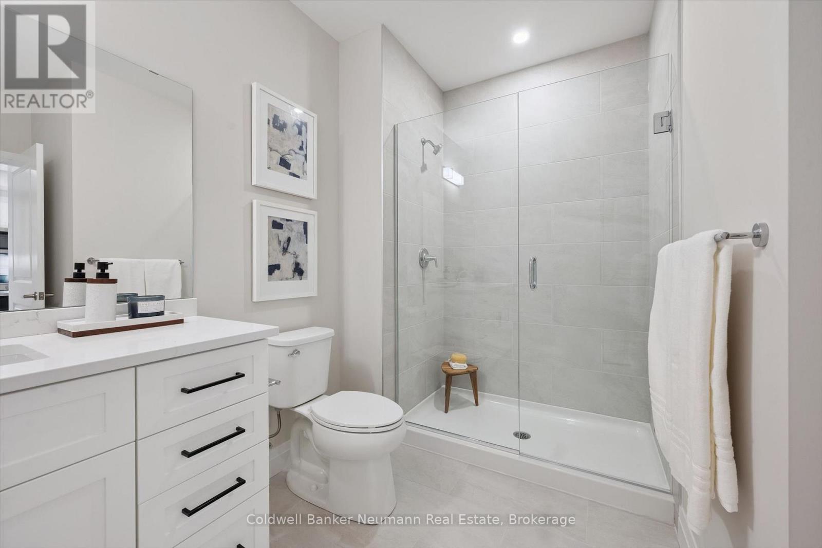 #301 1882 GORDON STREET - 20