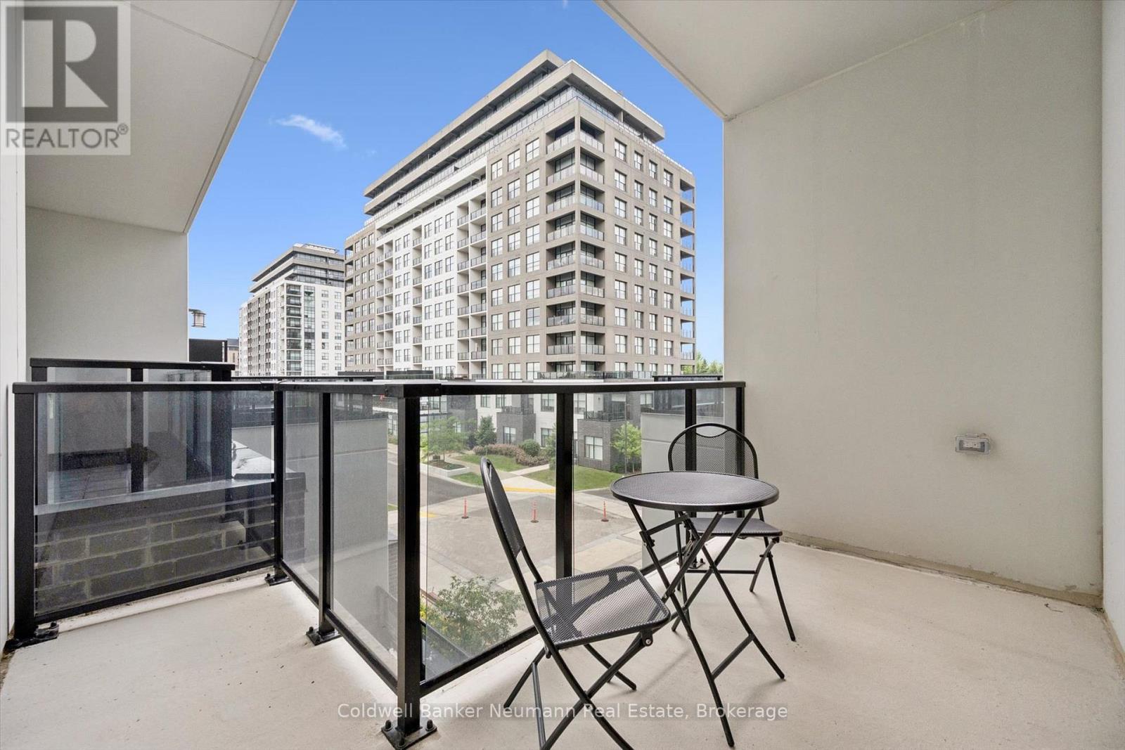 #301 1882 GORDON STREET - 23