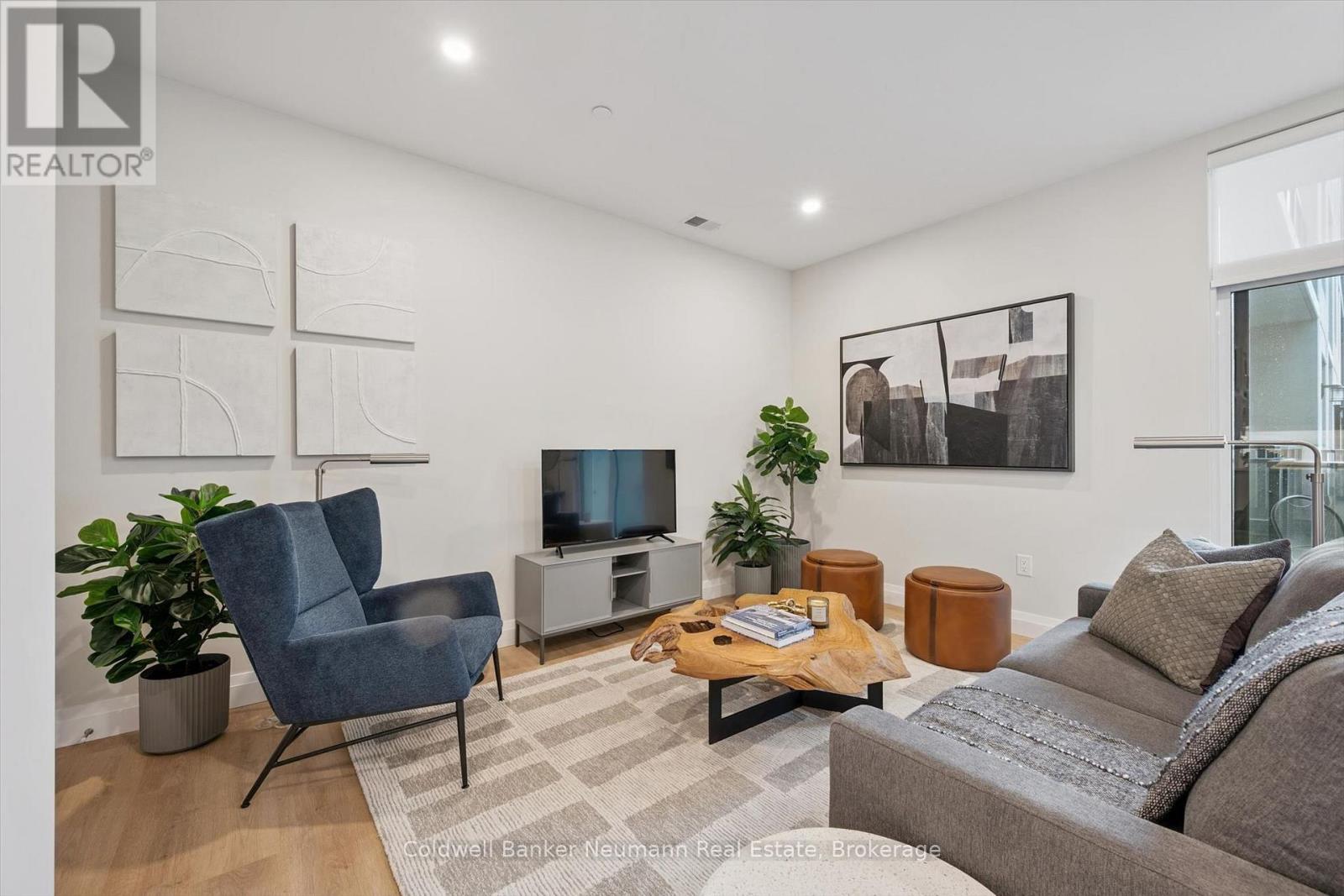 #301 1882 GORDON STREET - 5