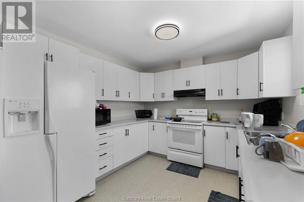 29 Laren Street - 50
