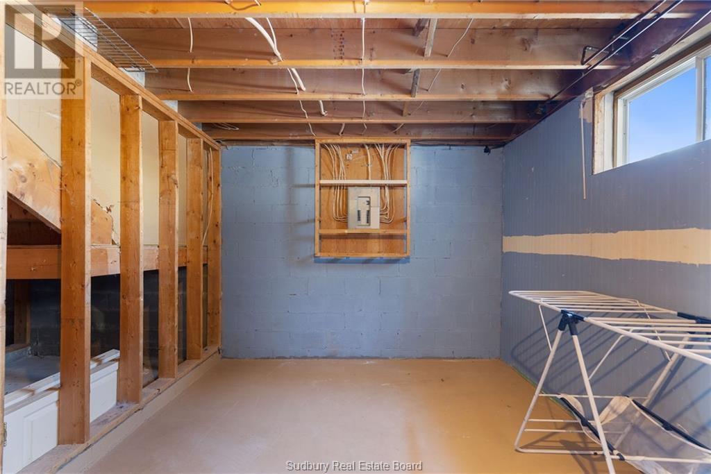 29 Laren Street - 54