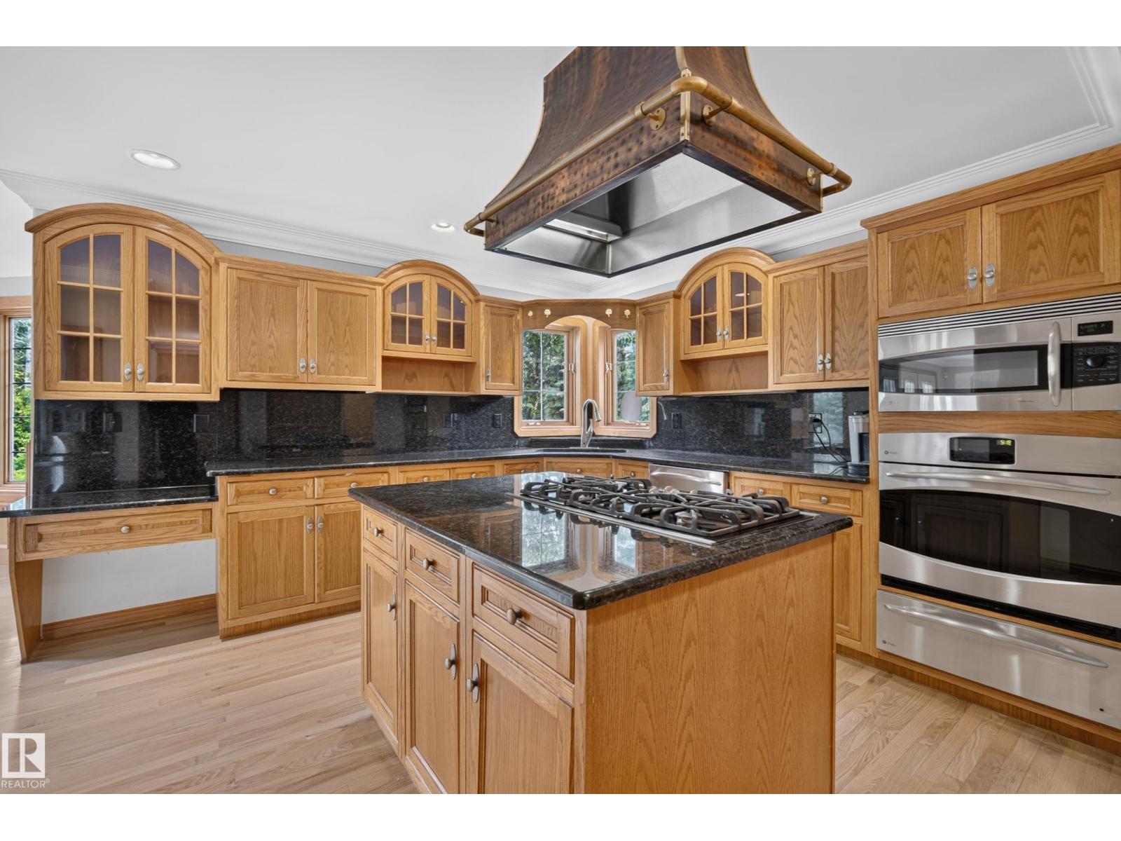 6203 143 ST NW - 10