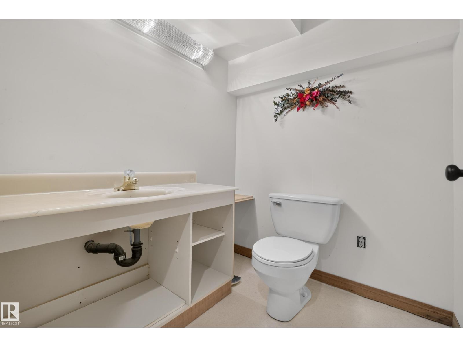 6203 143 ST NW - 42