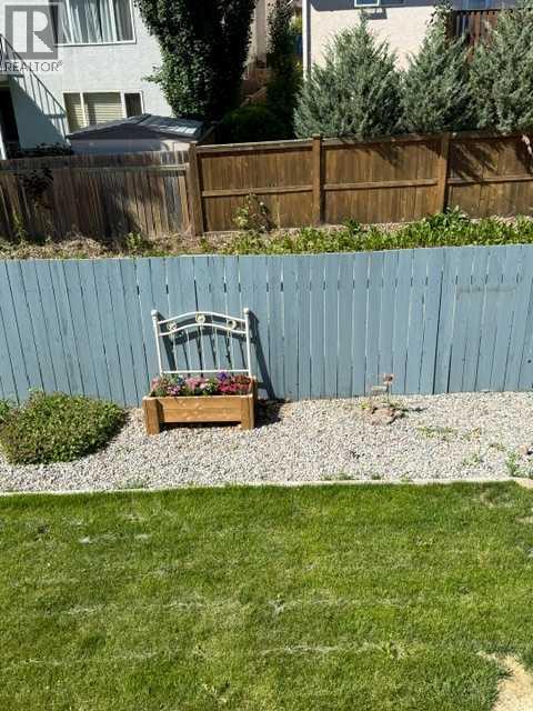781 Red Crow Boulevard W - 33