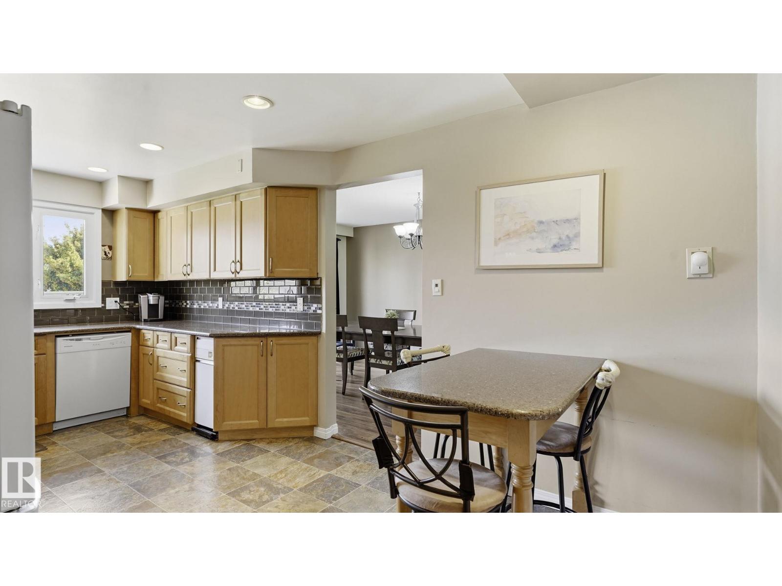 11736 35A AV NW - 14