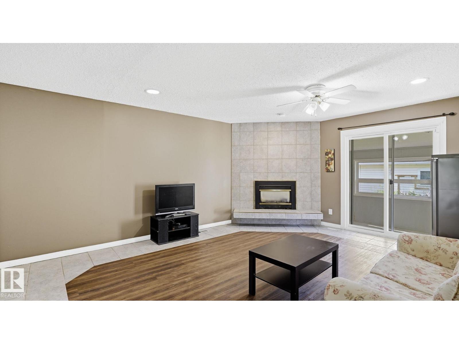 11736 35A AV NW - 17